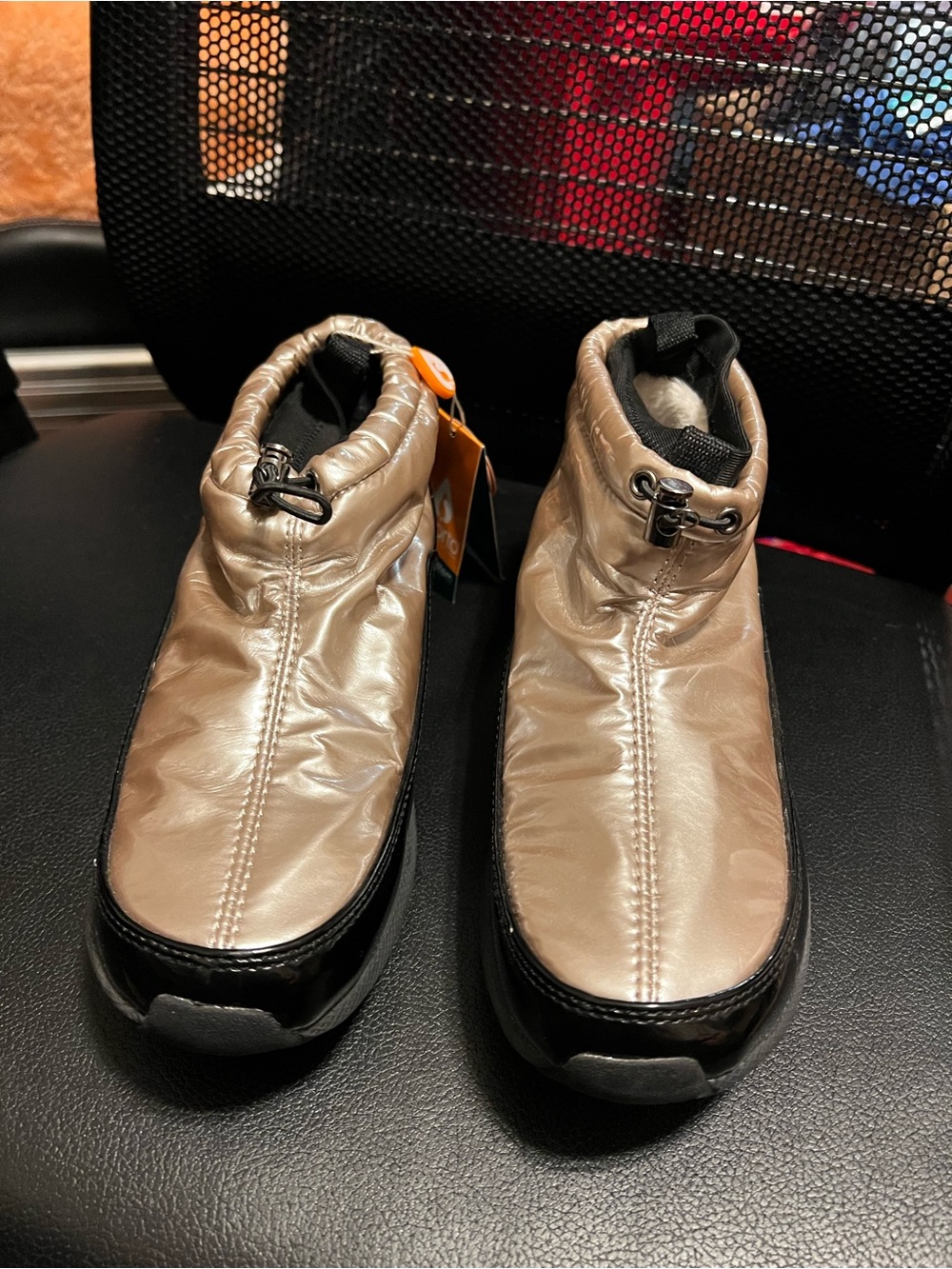NWT Sporto woman’s winter boots and